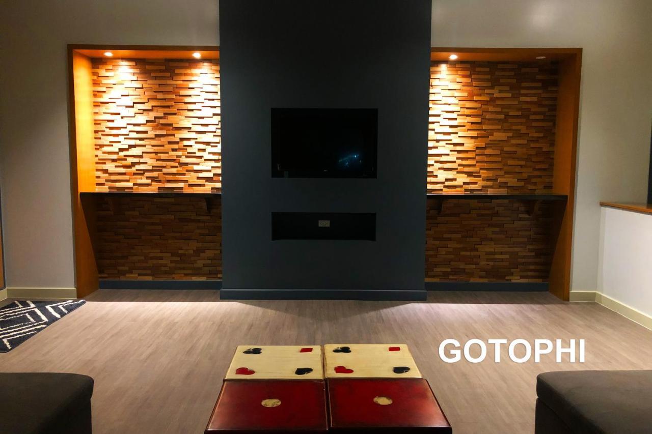 One Uptown Residence Taguig Eksteriør bilde