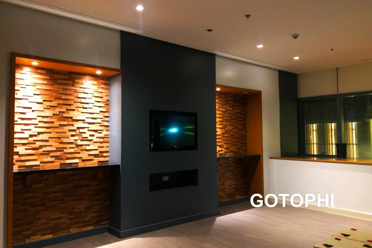 One Uptown Residence Taguig Eksteriør bilde